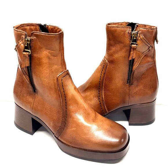MIZ MOOZ SOFT LEATHER BOOTS SIDE ZIP SADDLE 37EU / 7US NEW Z-126 - Picture 1 of 5